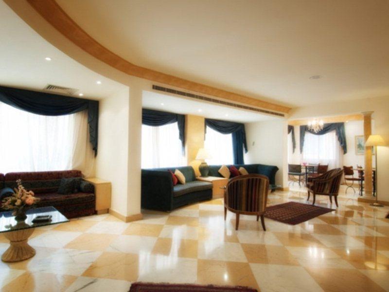 Rawche Universal Apartments Бейрут Екстер'єр фото