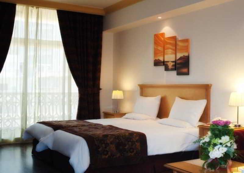 Rawche Universal Apartments Бейрут Екстер'єр фото