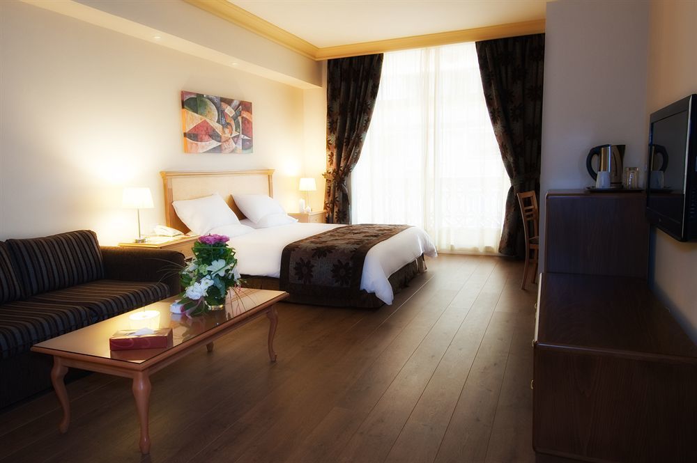 Rawche Universal Apartments Бейрут Екстер'єр фото
